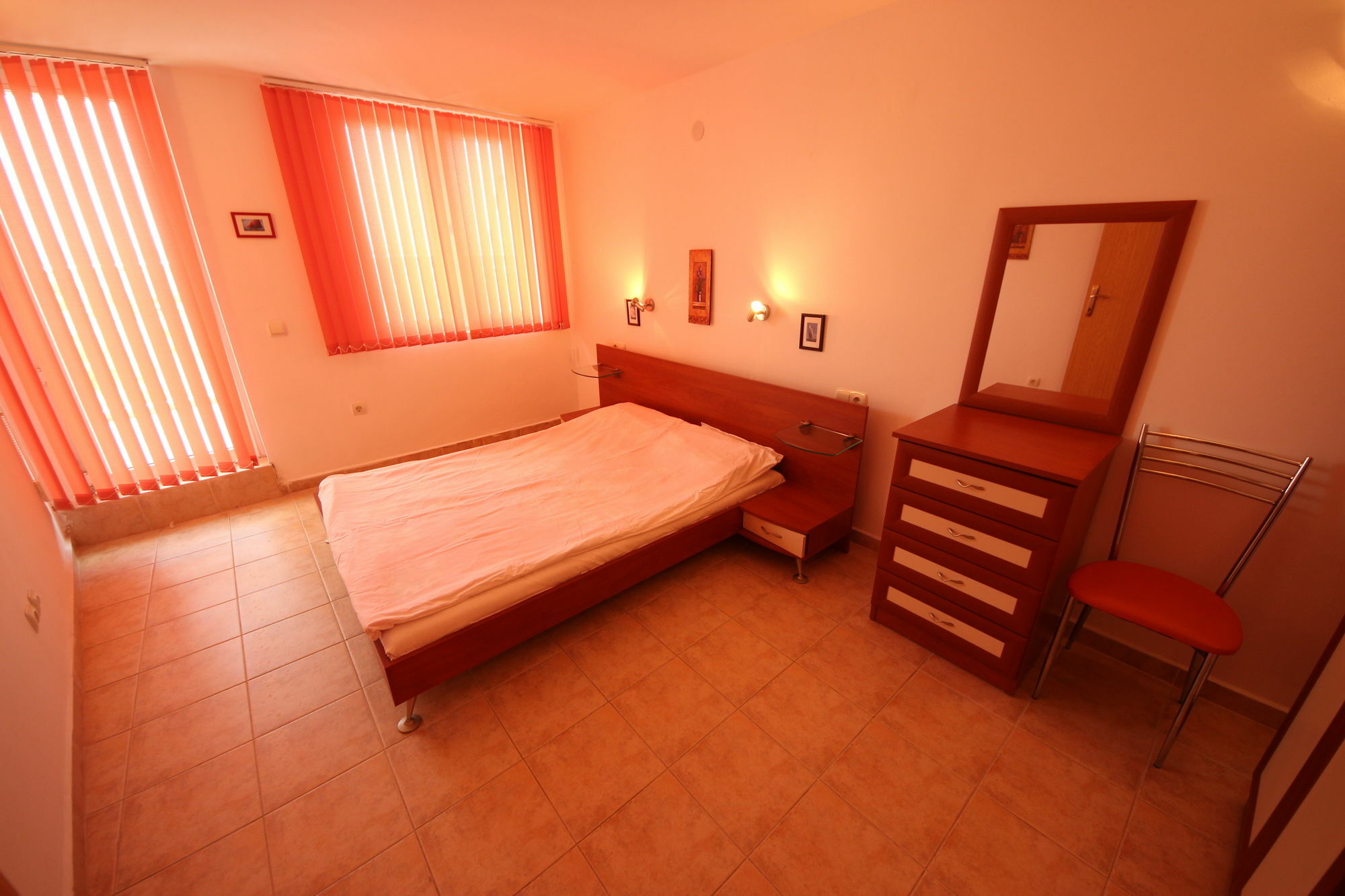 Julia Family - Menada Apartments Pantai Sunny Bagian luar foto